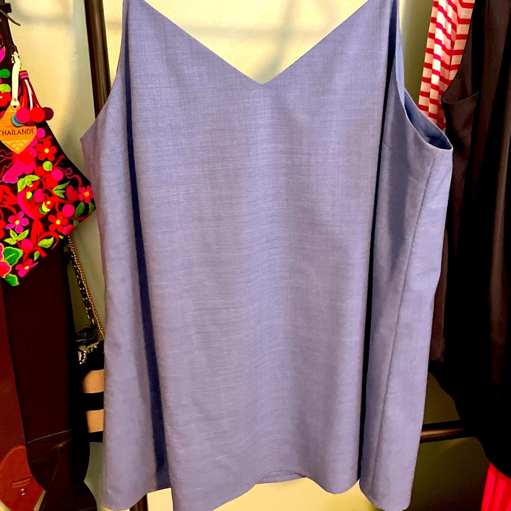 3 FOR $25: TALL Banana Republic structured camisole